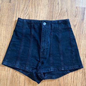 Reformation Eva Seamed Jean Shorts